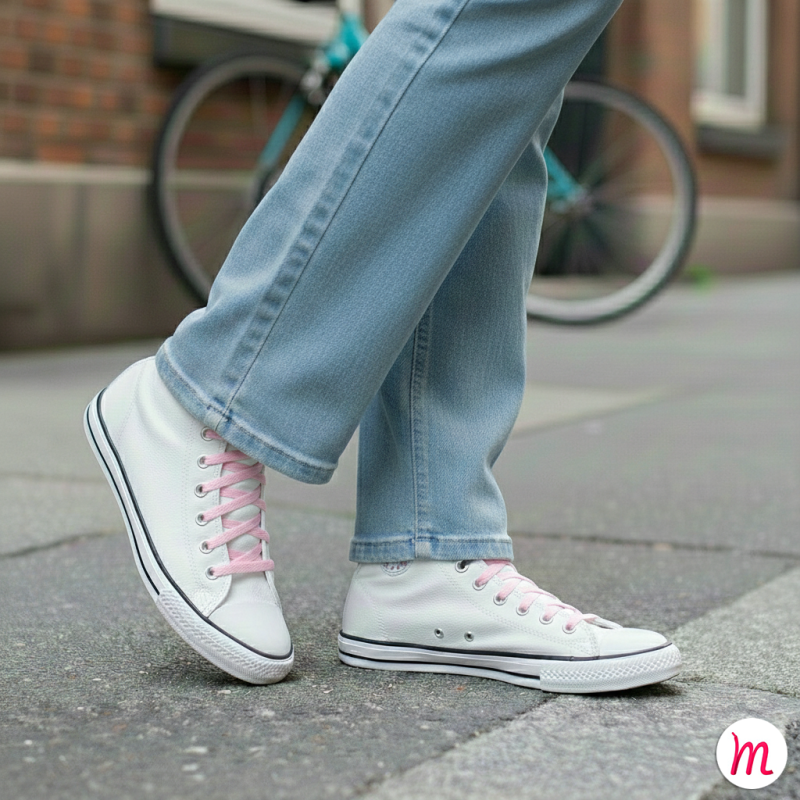 lacets plats et larges longueur 90 cm largeur 7 mm longueur couleur rose œillet