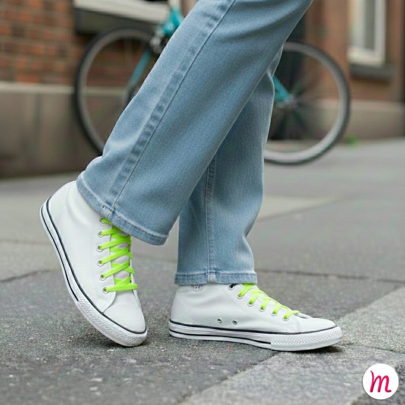 lacets plats et larges longueur 125 cm largeur 7 mm longueur couleur jaune fluo