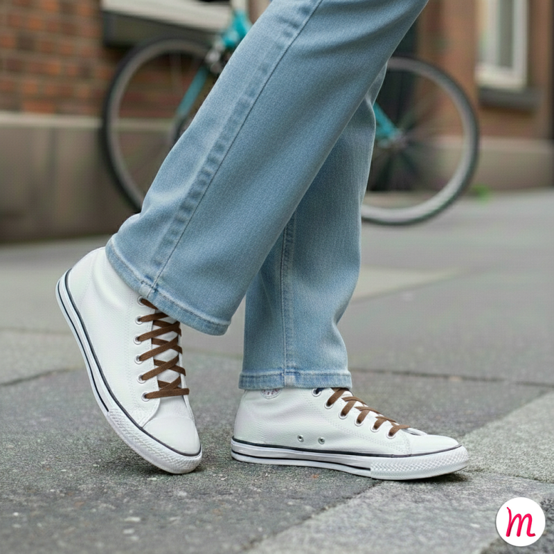 lacets plats et larges longueur 150 cm largeur 7 mm longueur couleur marron acajou