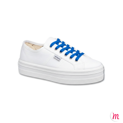 lacets plats et fins longueur 40 cm largeur 4 mm couleur bleu azur